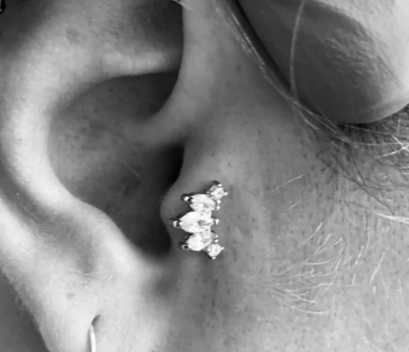 Пирсинг Козелок -Трагус