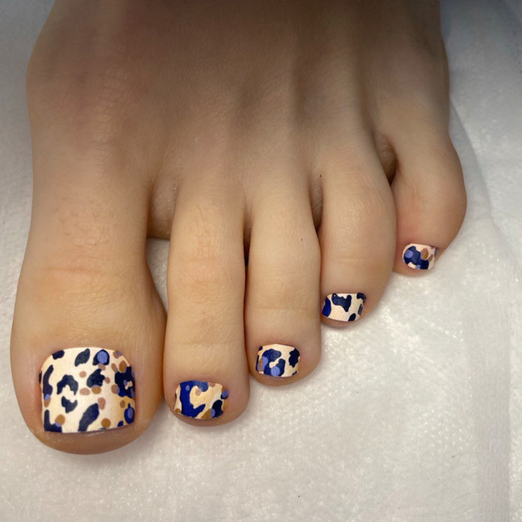 Плёнки в педикюре