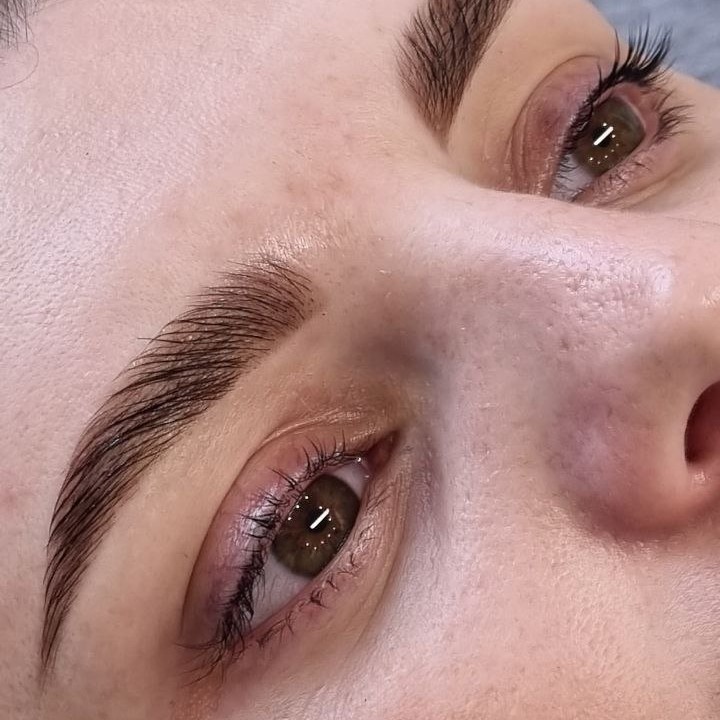 Долговременная укладка +оформление бровей 
и
Окрашивание ресниц + уход ( увлажнение, питание, рост)