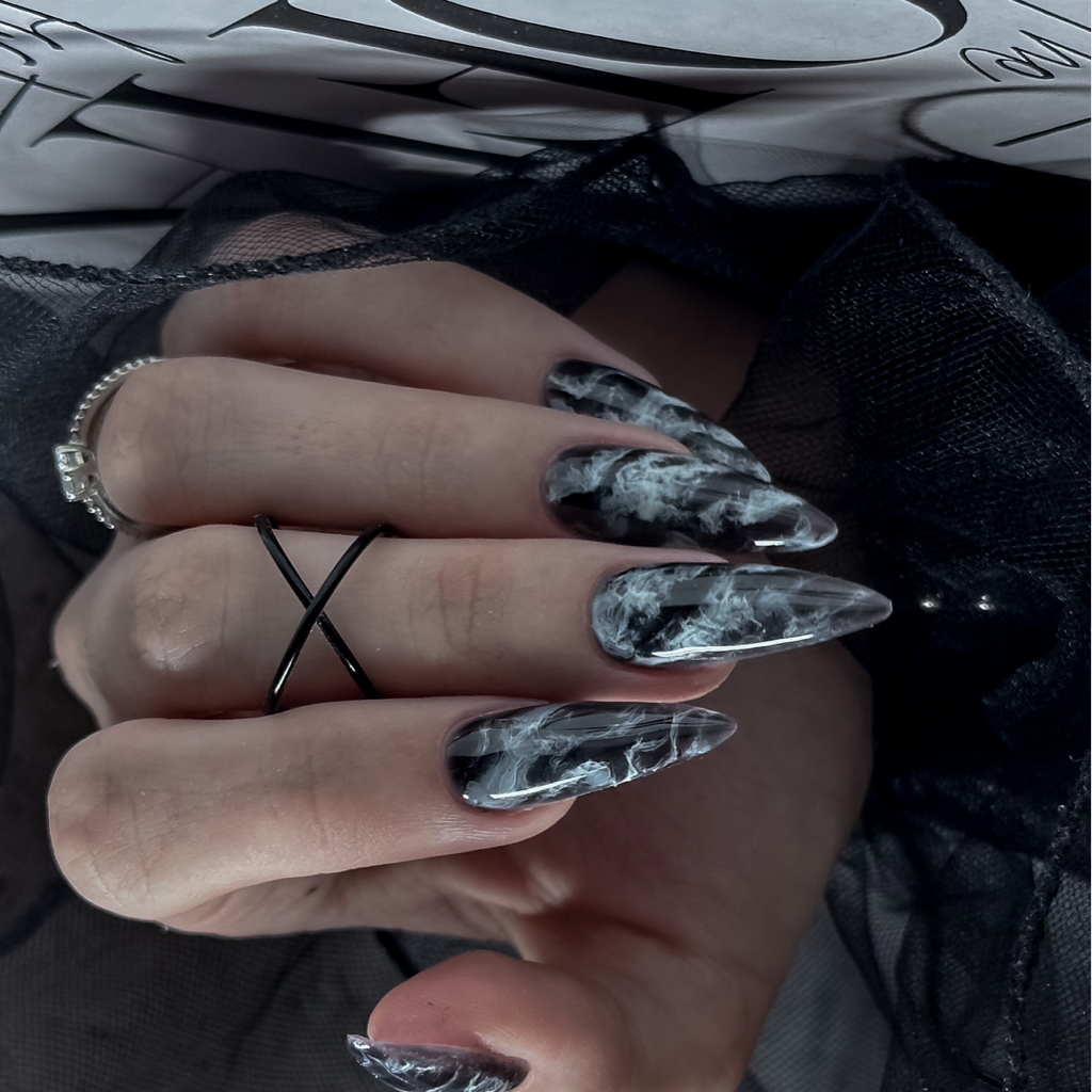 Длинное наращивание с дизайном