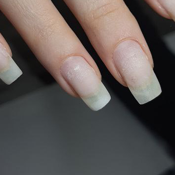 Снятие гель-лака