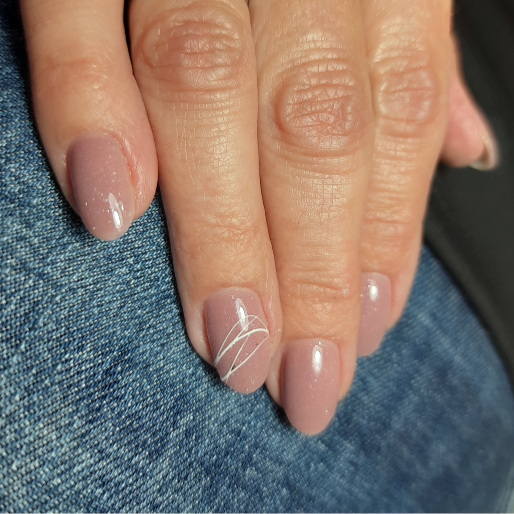 Маникюр с покрытием