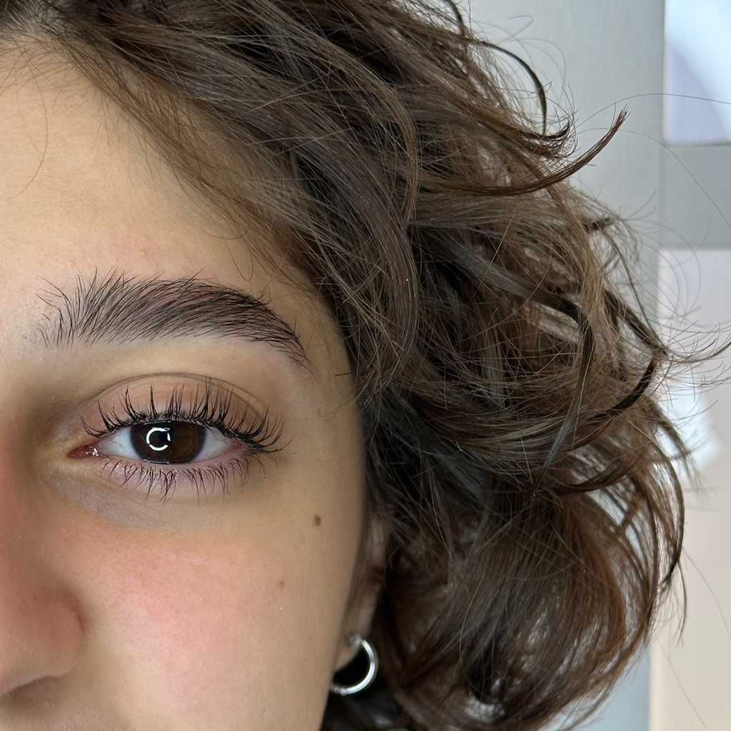 Ламинирование ресниц + окрашивание