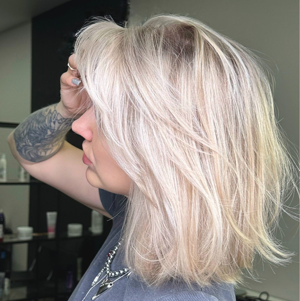 Тонирование AIRTOUCH + Стрижка + уход в 🎁