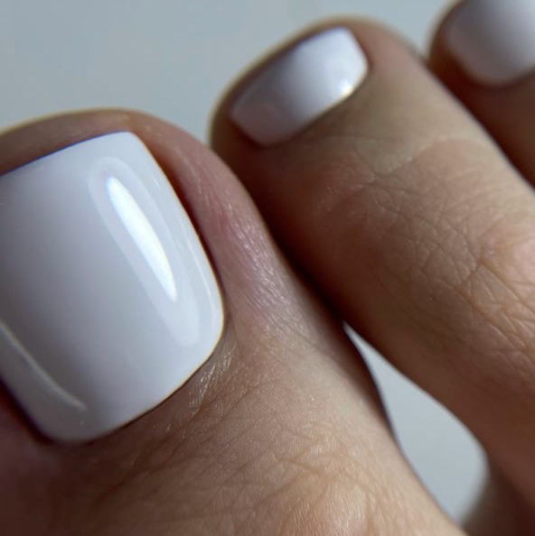 Педикюр однотон