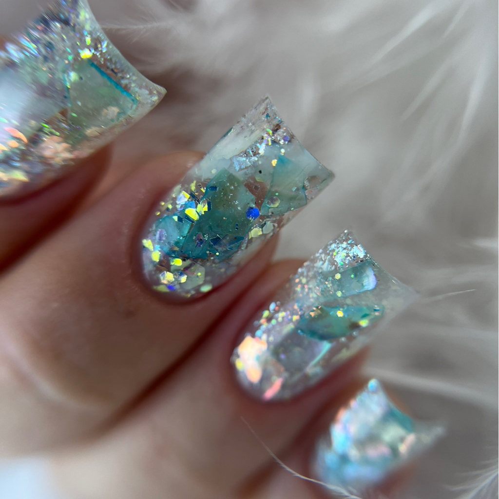 Наращивание ногтей