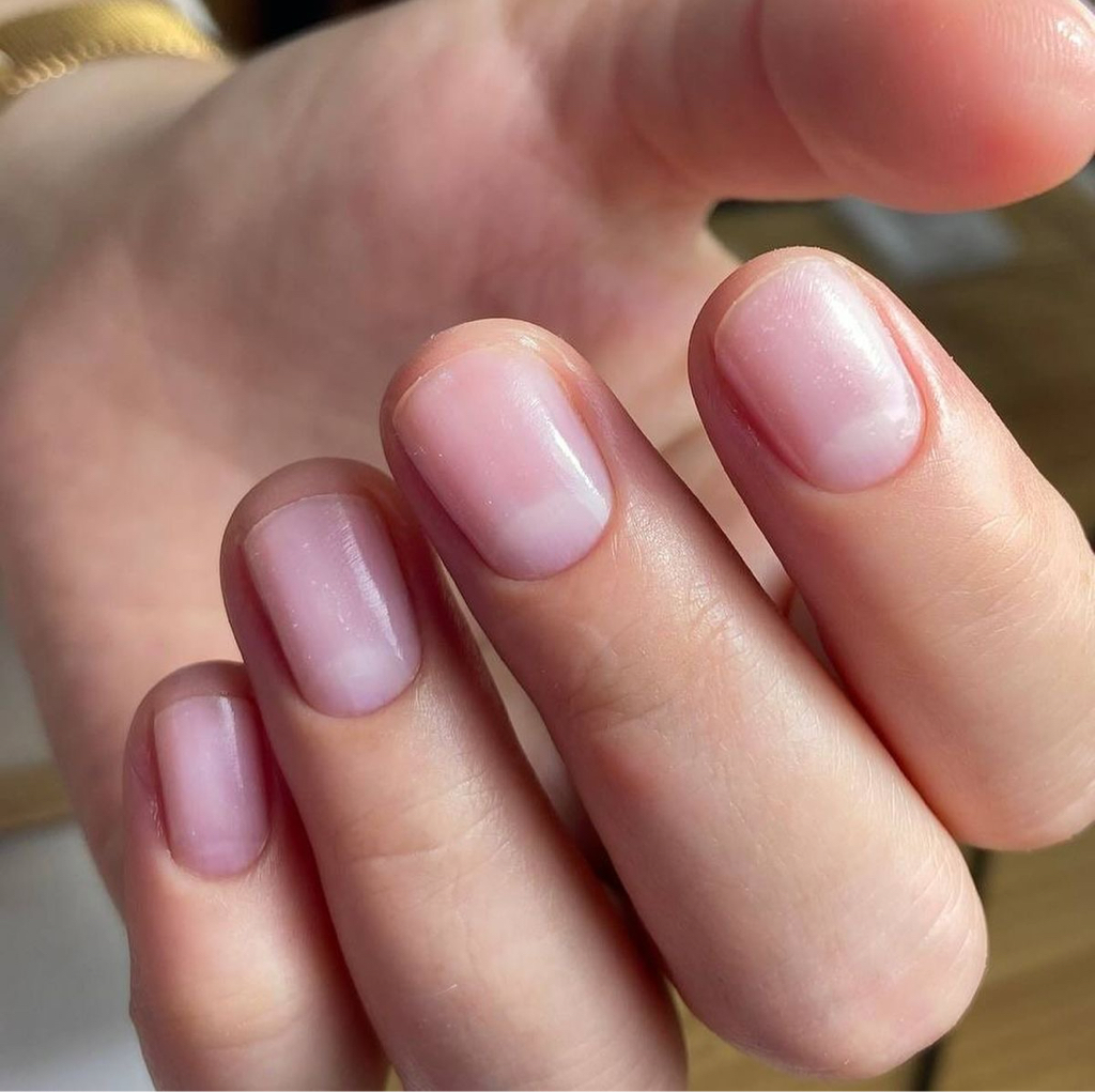 ЭКОГЛЯНЦЕВАНИЕ ( маникюр + укрепление специальными корейскими порошками)