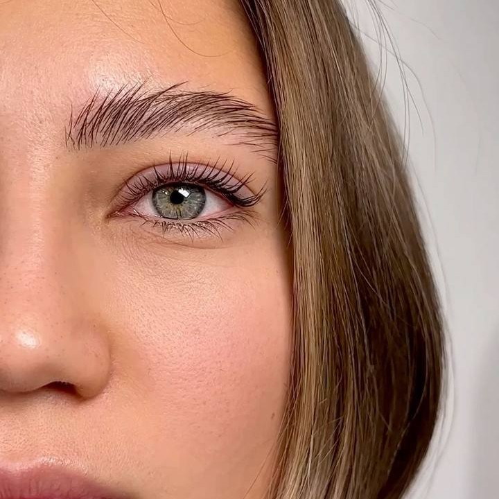 Комплекс 1 Лами ресниц + оформление бровей