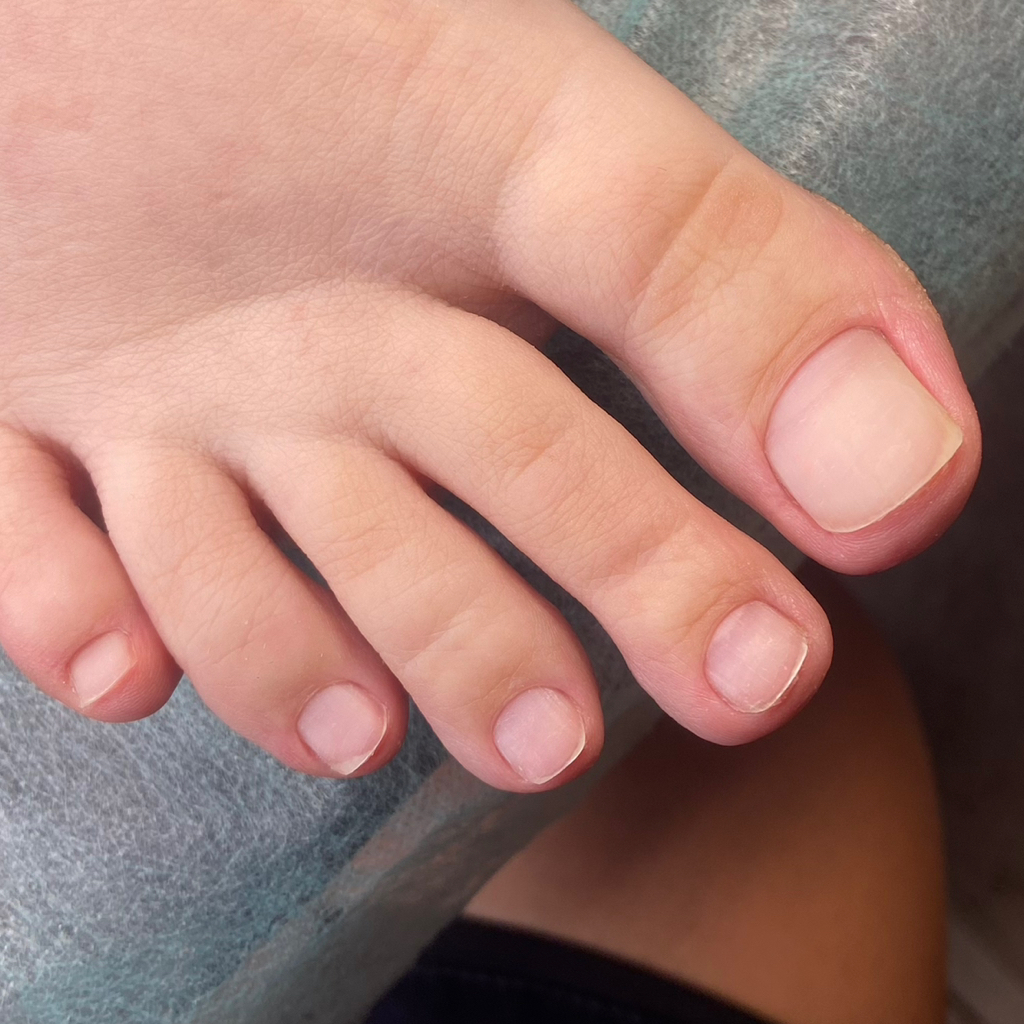 Педикюр без покрытия ноги+стопы