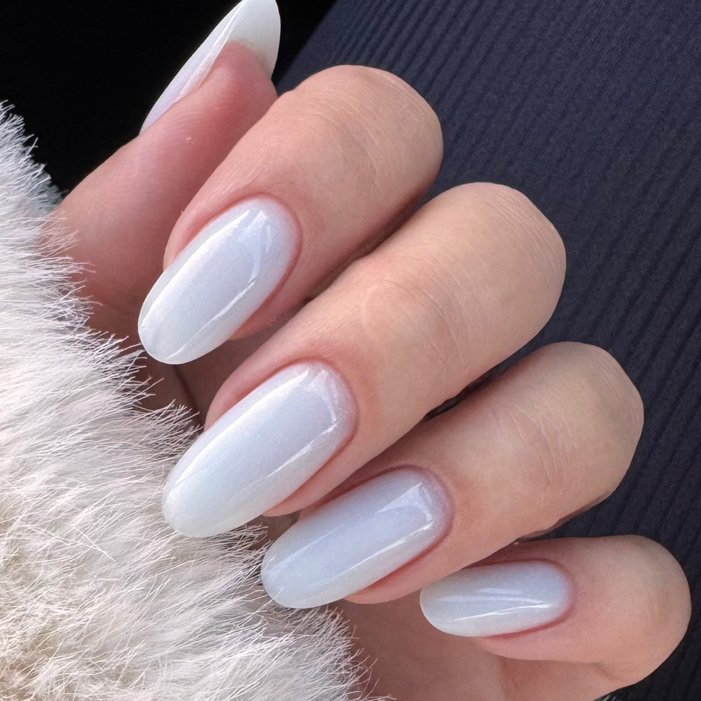 Маникюр с покрытием