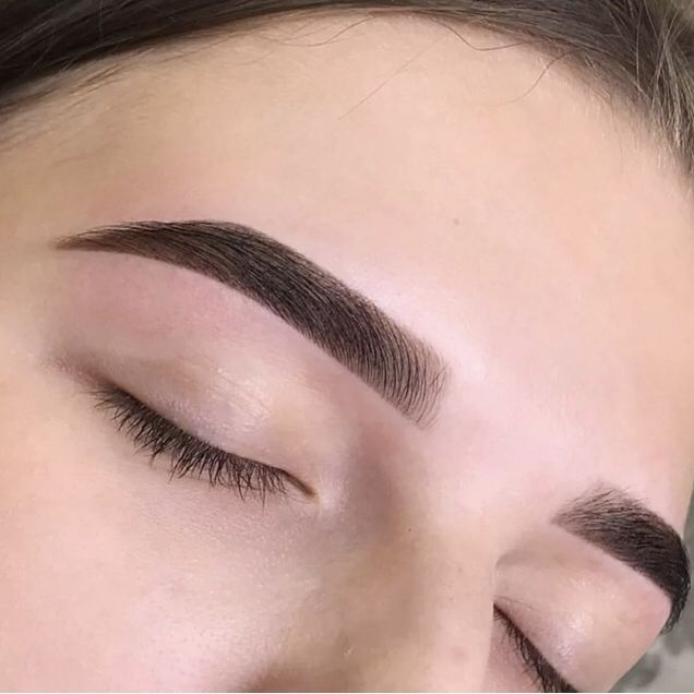 Окрашивание бровей краской