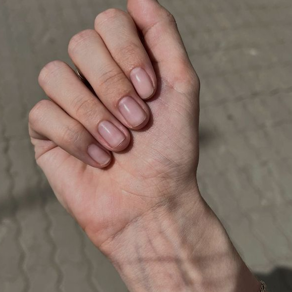 Снятие гель – лак + комби маникюр + парафин