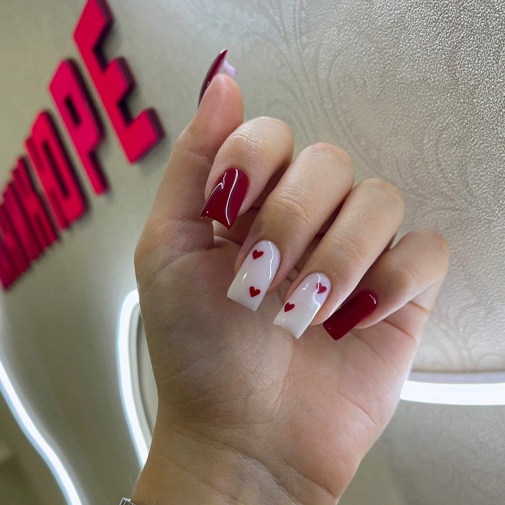 Маникюр с покрытием гель-лак + укрепление