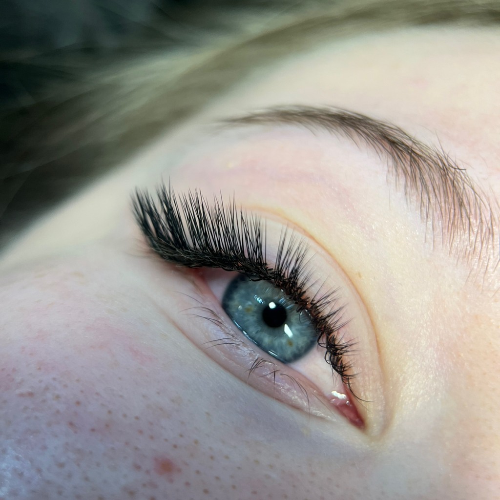 Наращивание ресниц 1,5d