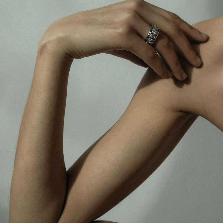 Руки полностью