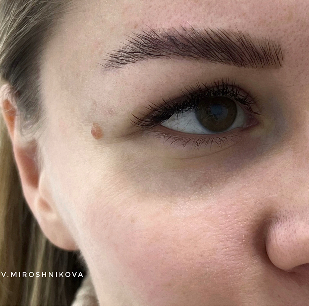 Долговременная укладка (ламинирование) бровей