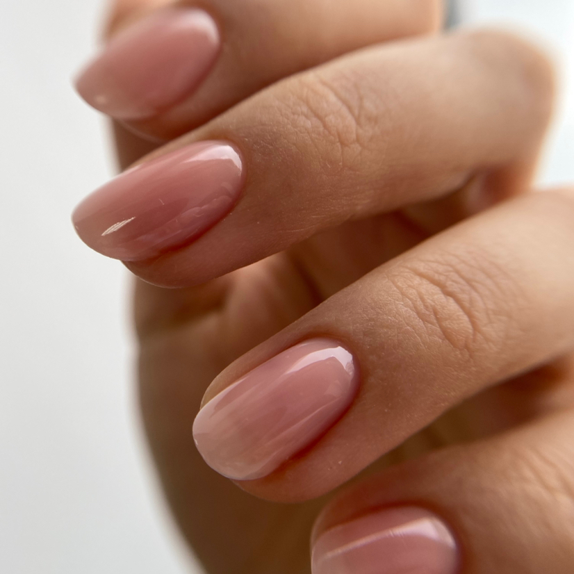 Маникюр с покрытием гель-лак