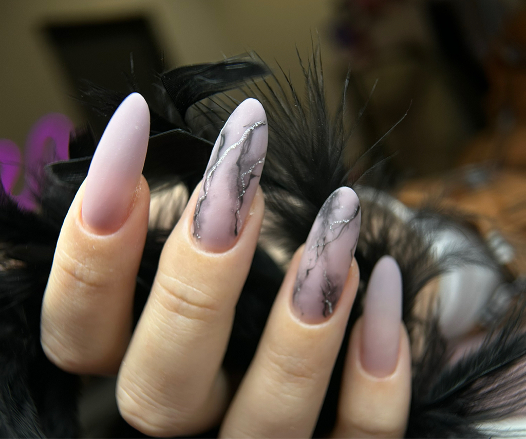 Маникюр с покрытием (длинные ногти)