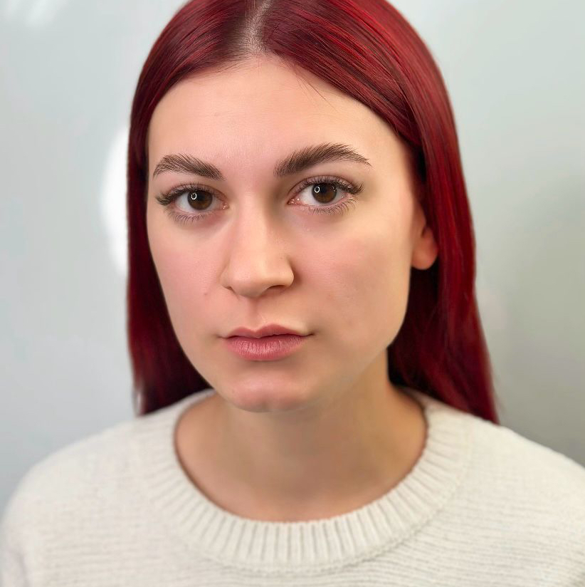 Нижние ресницы уголки