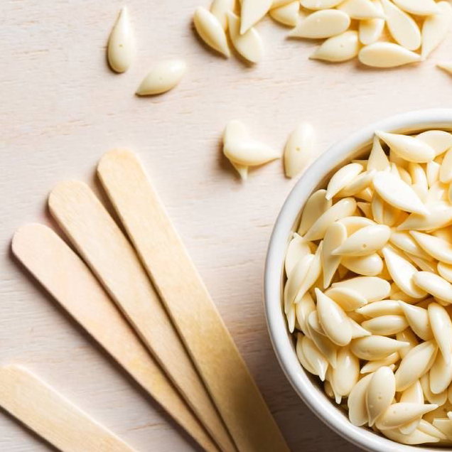 Удаление нежелательных волосков на лице (над губой/ в носу)