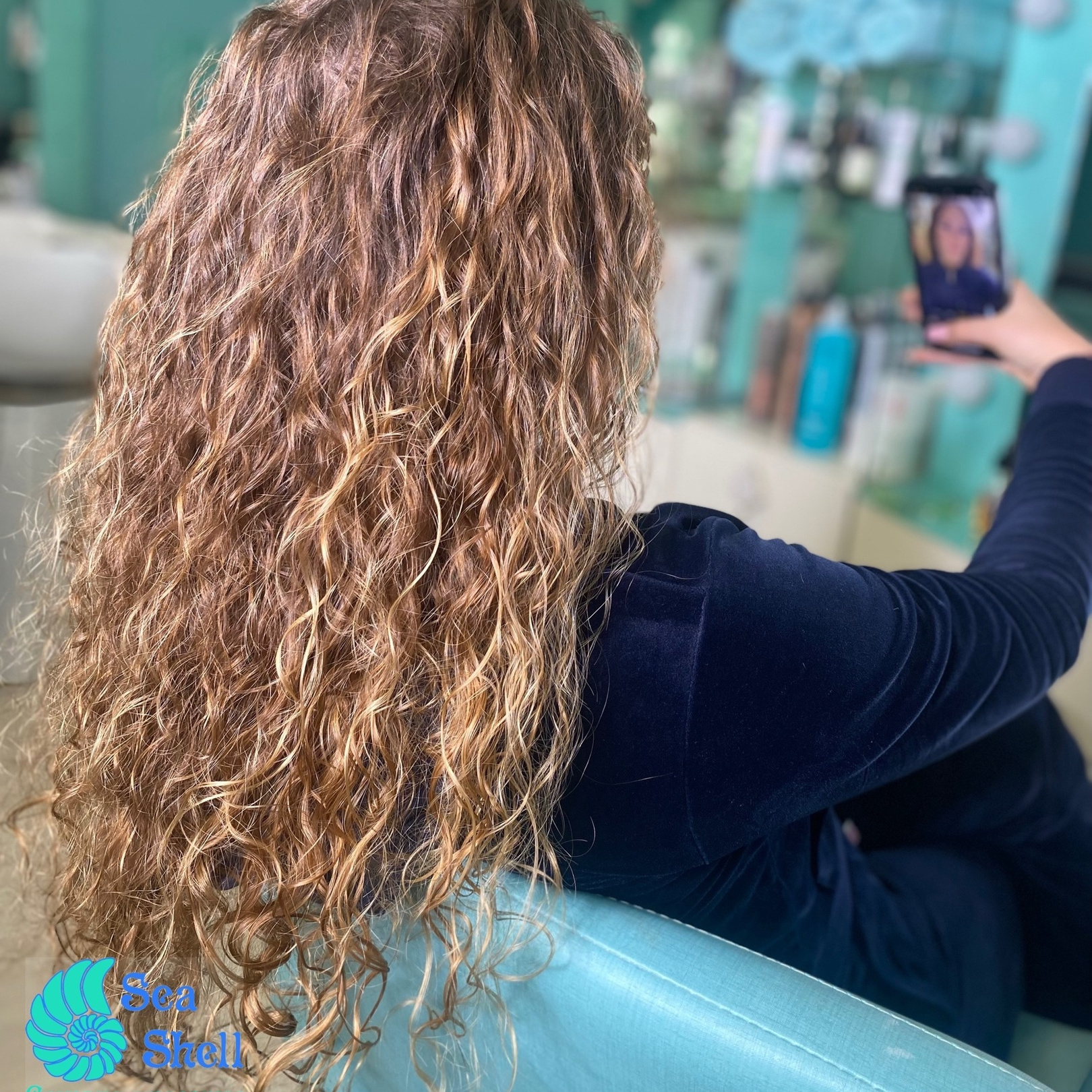 Уходовые процедуры за средними волосами (INSIGHT)