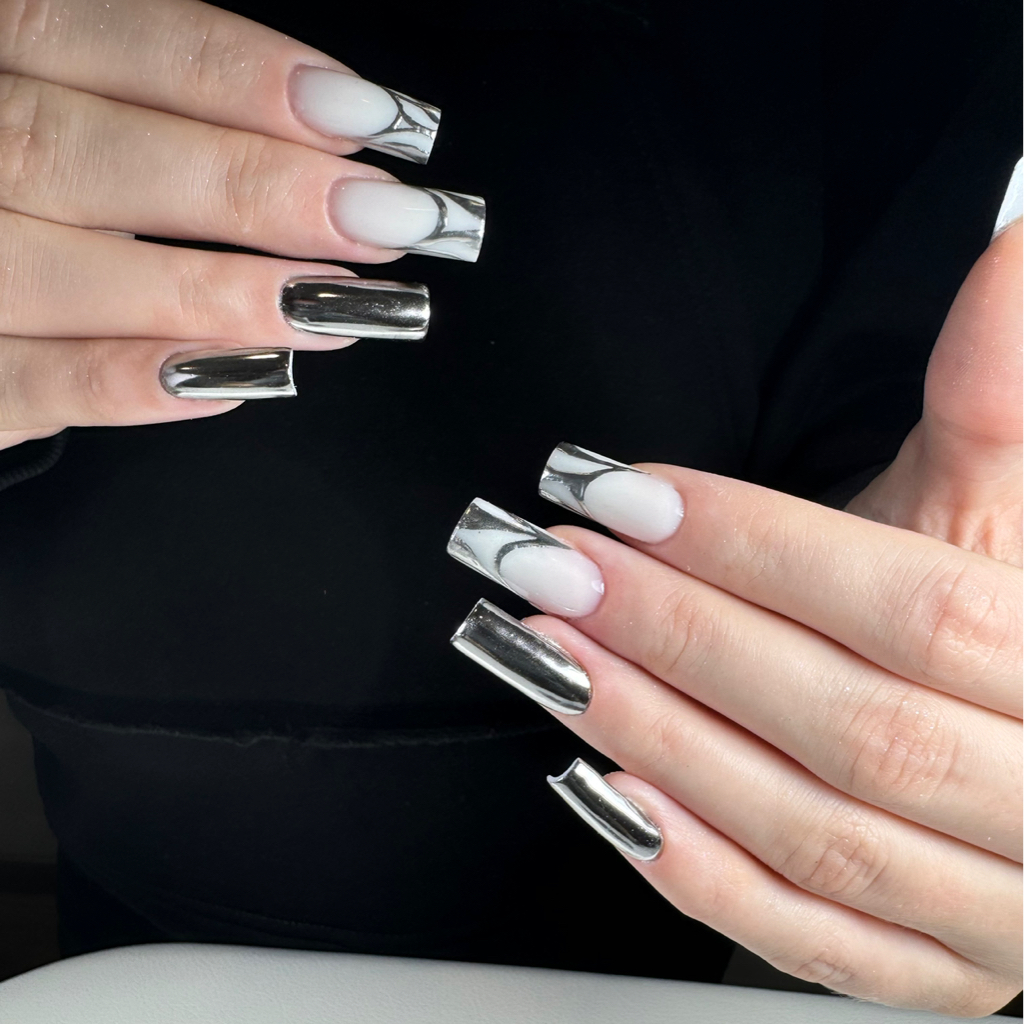 Коррекция нарощенных ногтей