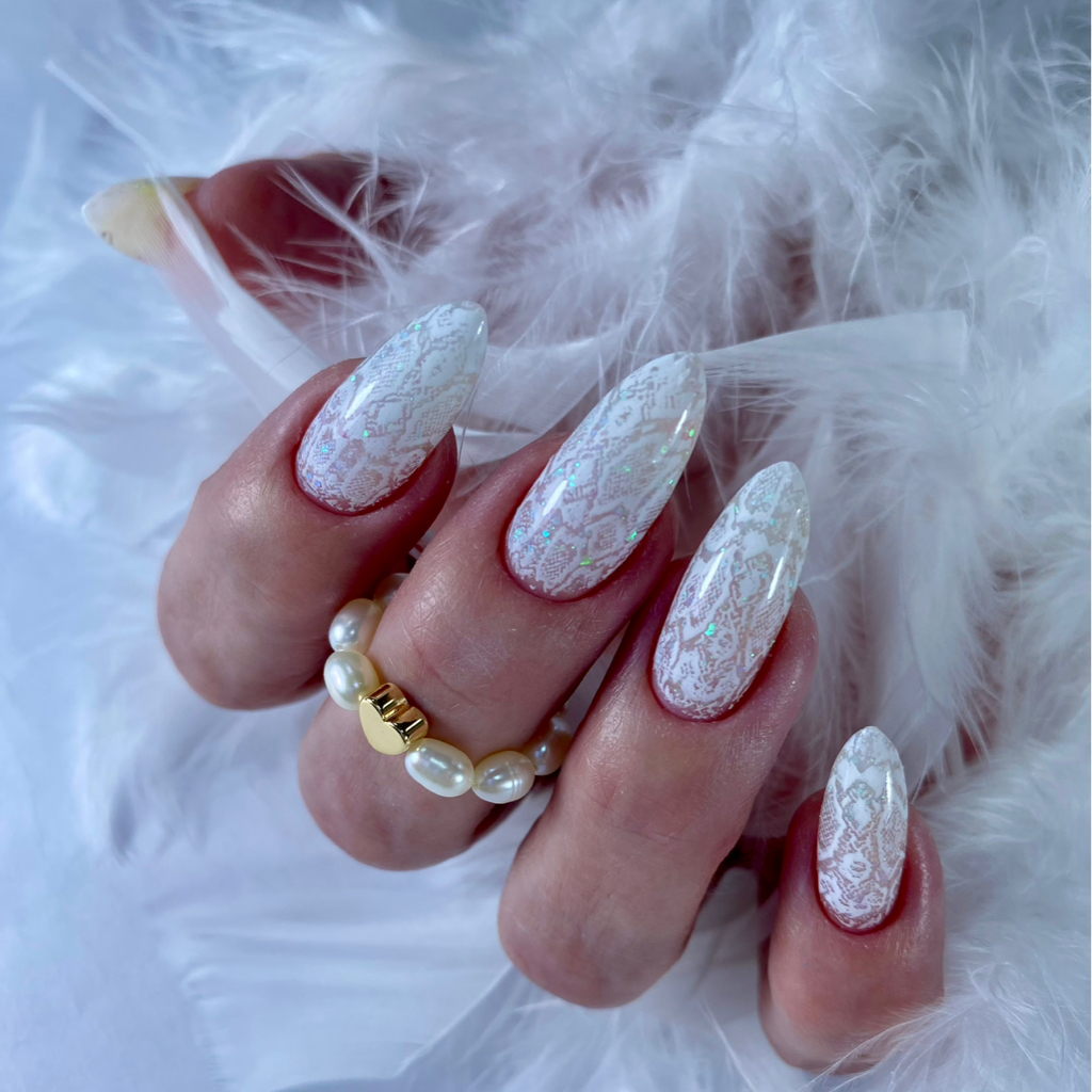 Запись по тел. +79324309142 
Маникюр + коррекция ногтей гелем (исправление архитектуры) Длина 3-4