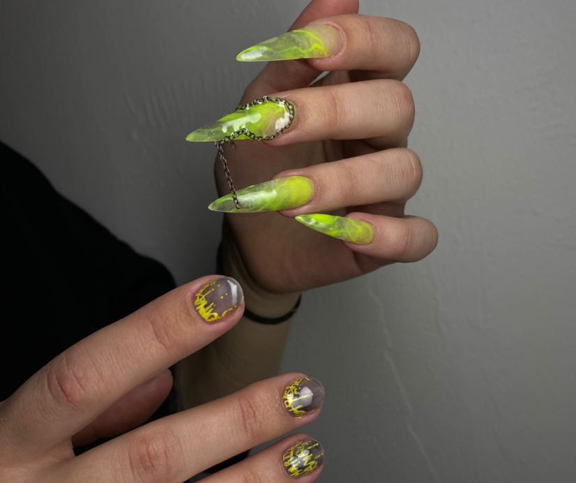 Наращивание ногтей