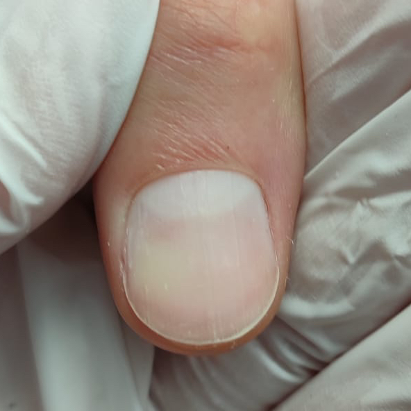 Маникюр комбинированный