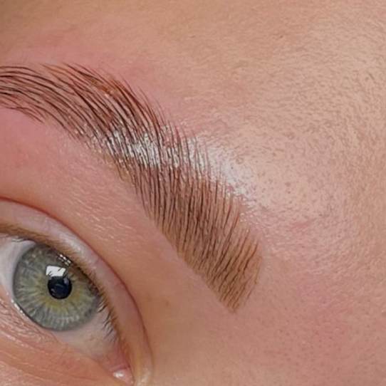 4. Ламинирование бровей +ОКРАШИВАНИЕ + восстанавливающий уход + коррекция