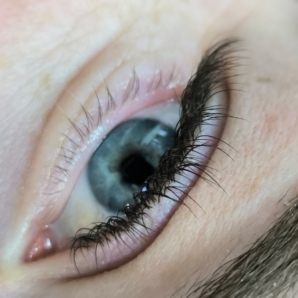 класическое наращивание ресниц