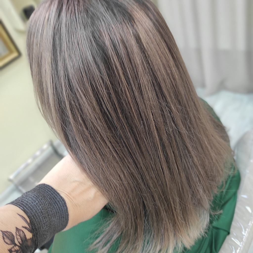 Erayba oкрашивание до лопаток