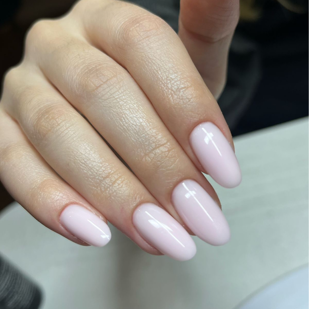 Наращивание ногтей