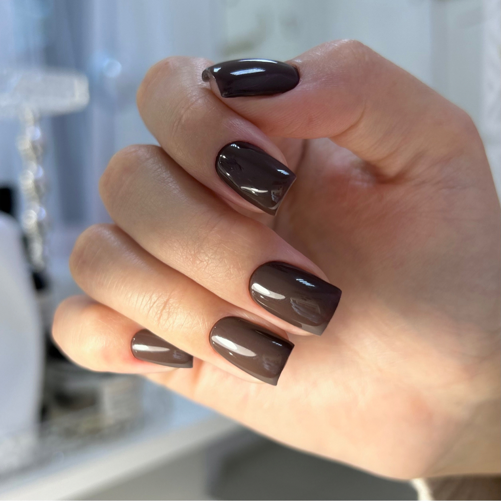 Укрепление гель и покрытие цветом