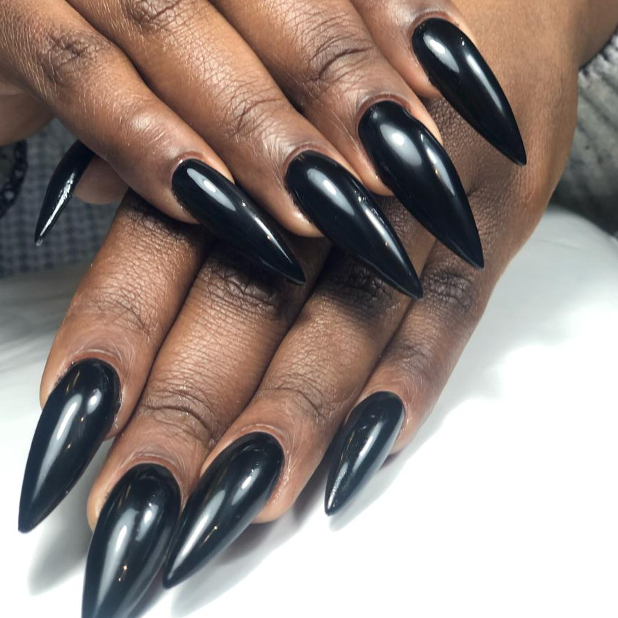 Наращивание ногтей