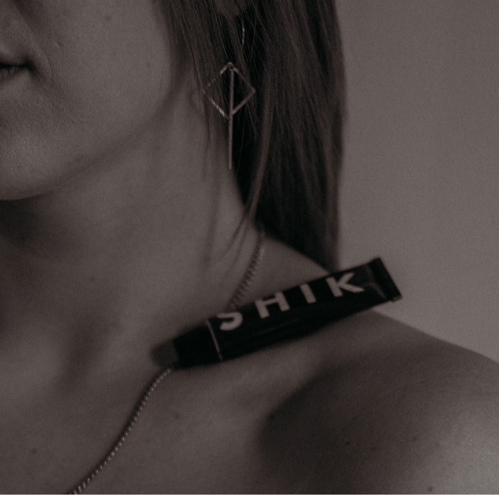 Снятие наращенных ресниц(не является отдельной услугой, только дополнительно к основным)