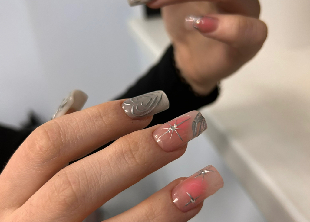 Наращивание ногтей