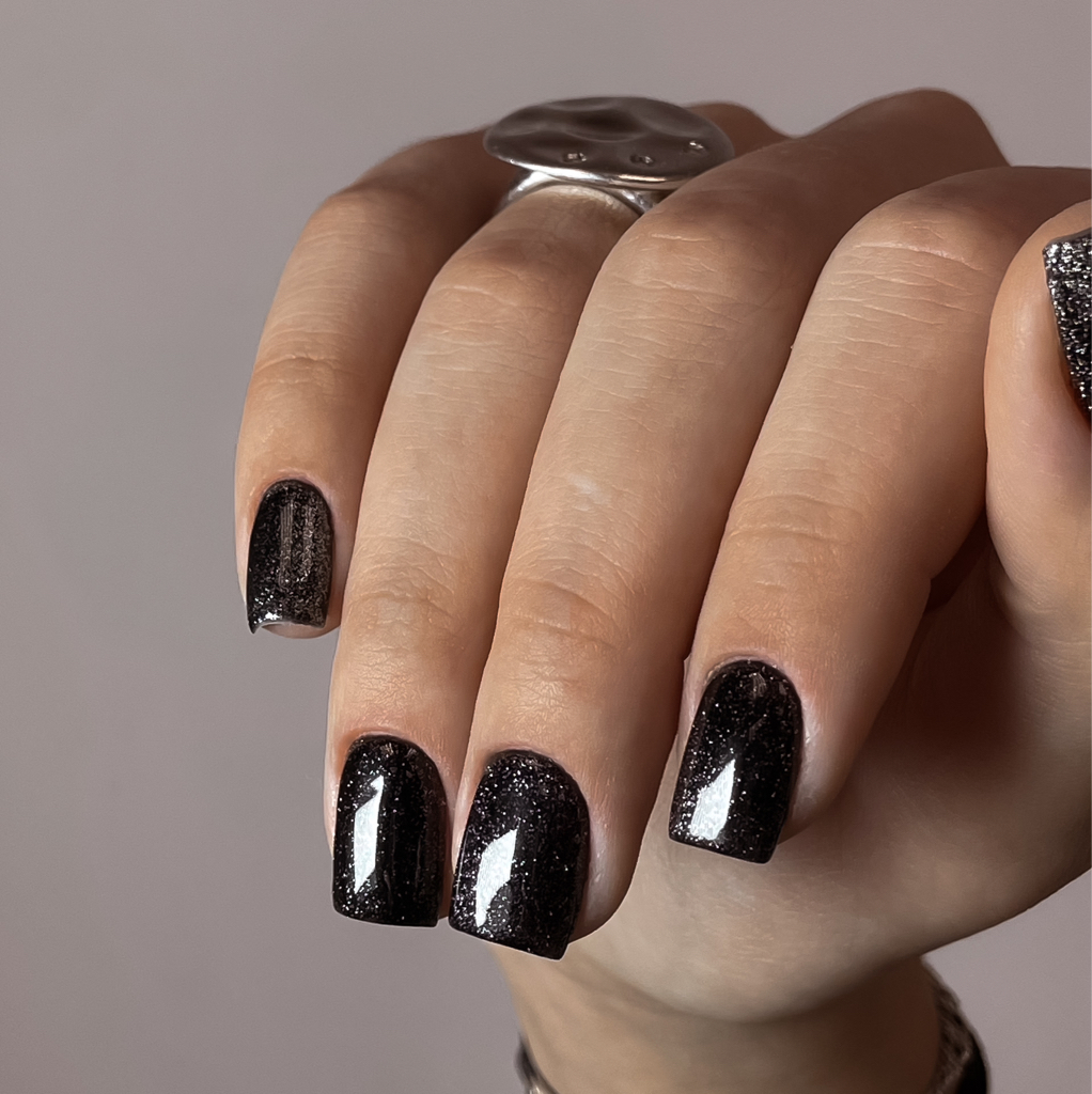 Пакет M •снятие •маникюр •укрепление гелем •однотонное покрытие •простой дизайн