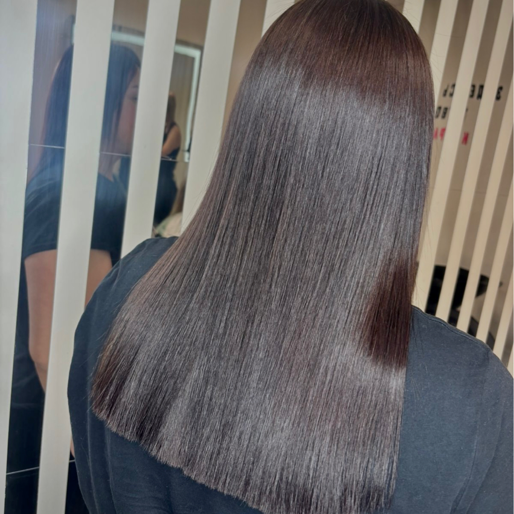 Кератиновое выпрямление волос от действующих мастеров