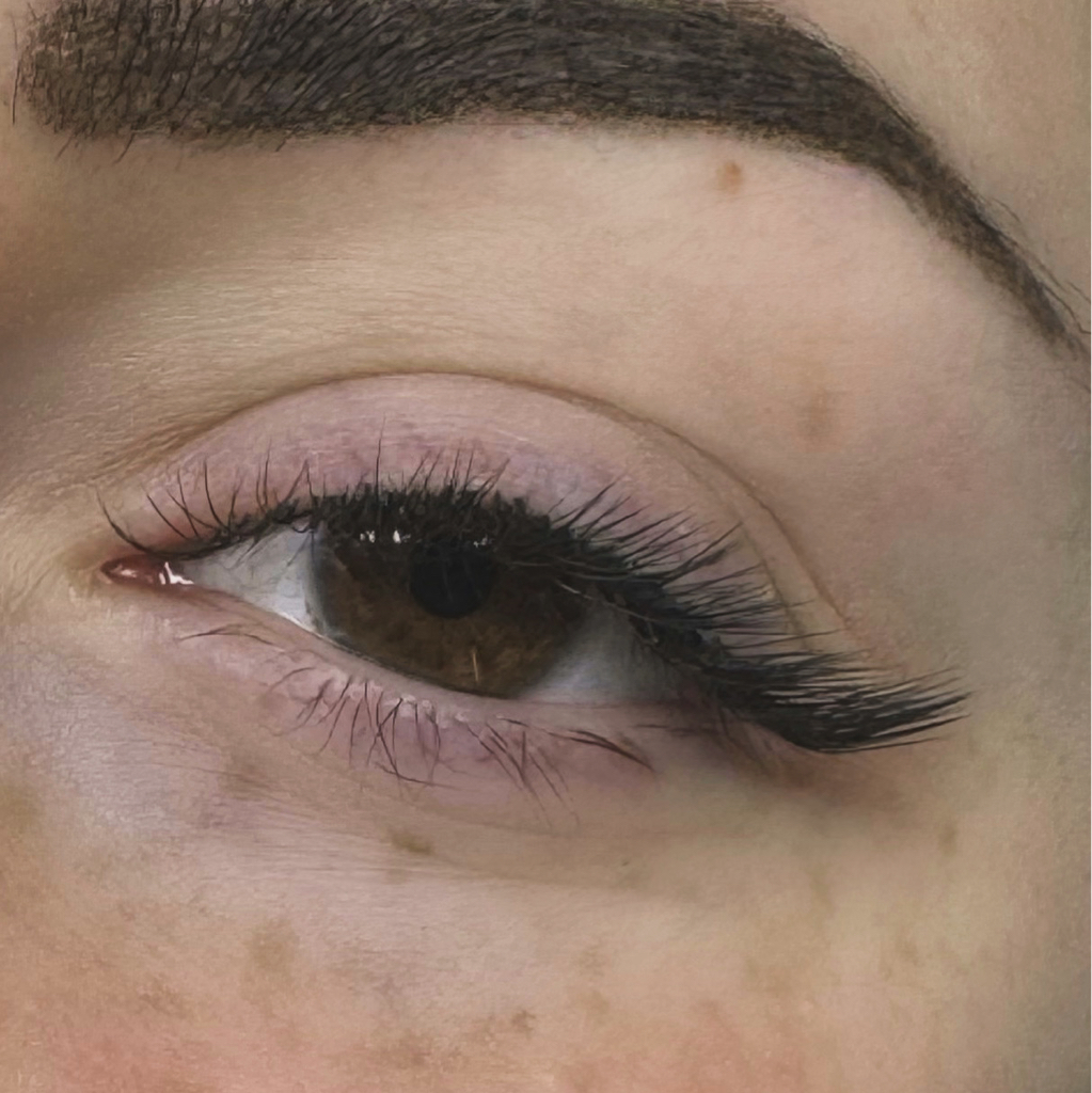 Наращивание ресниц 1,5 D