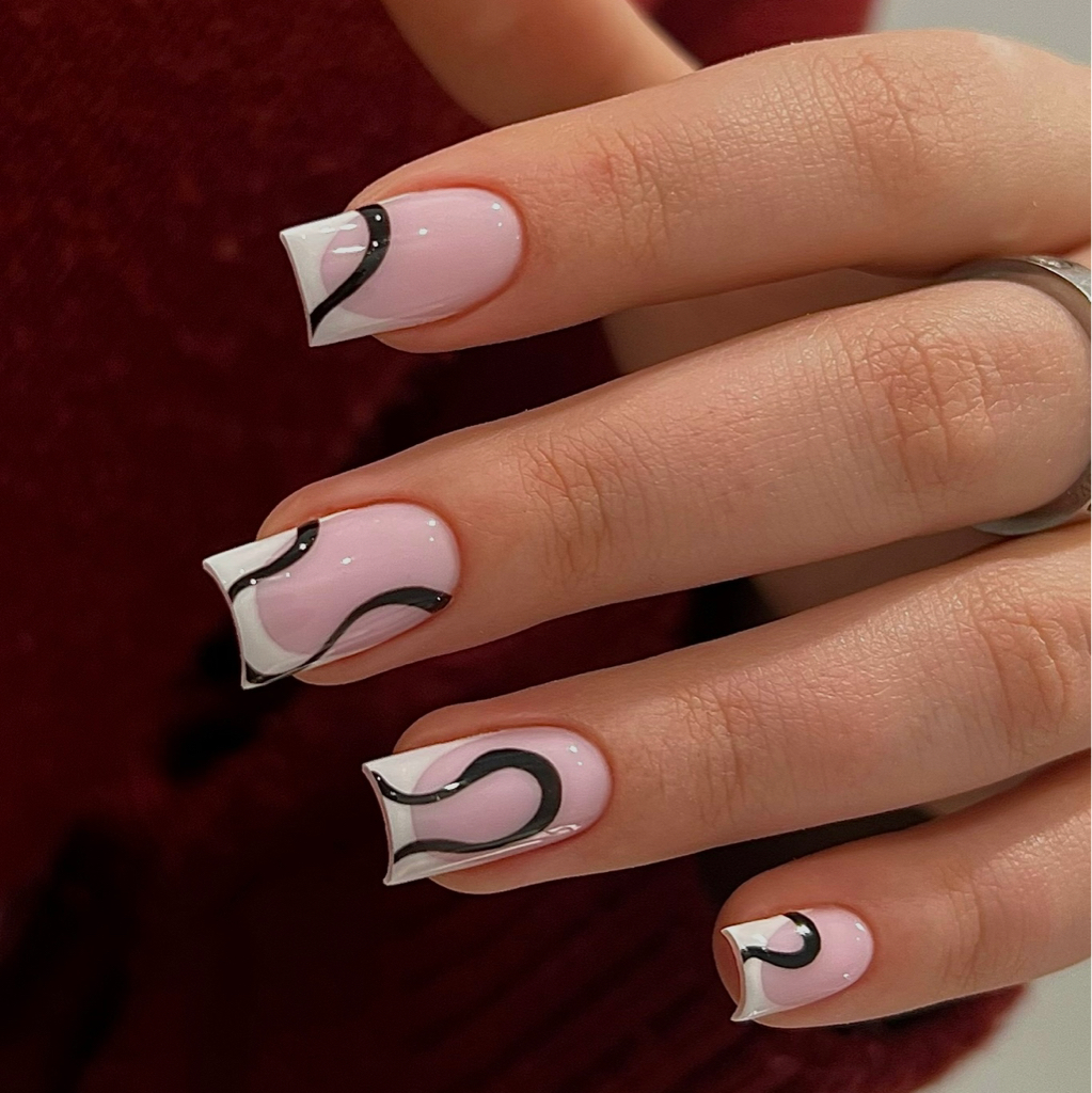 Маникюр с коррекцией