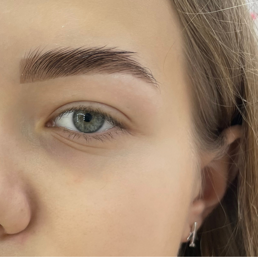 Коррекция+окрашивание бровей краской(ботокс в 🎁)