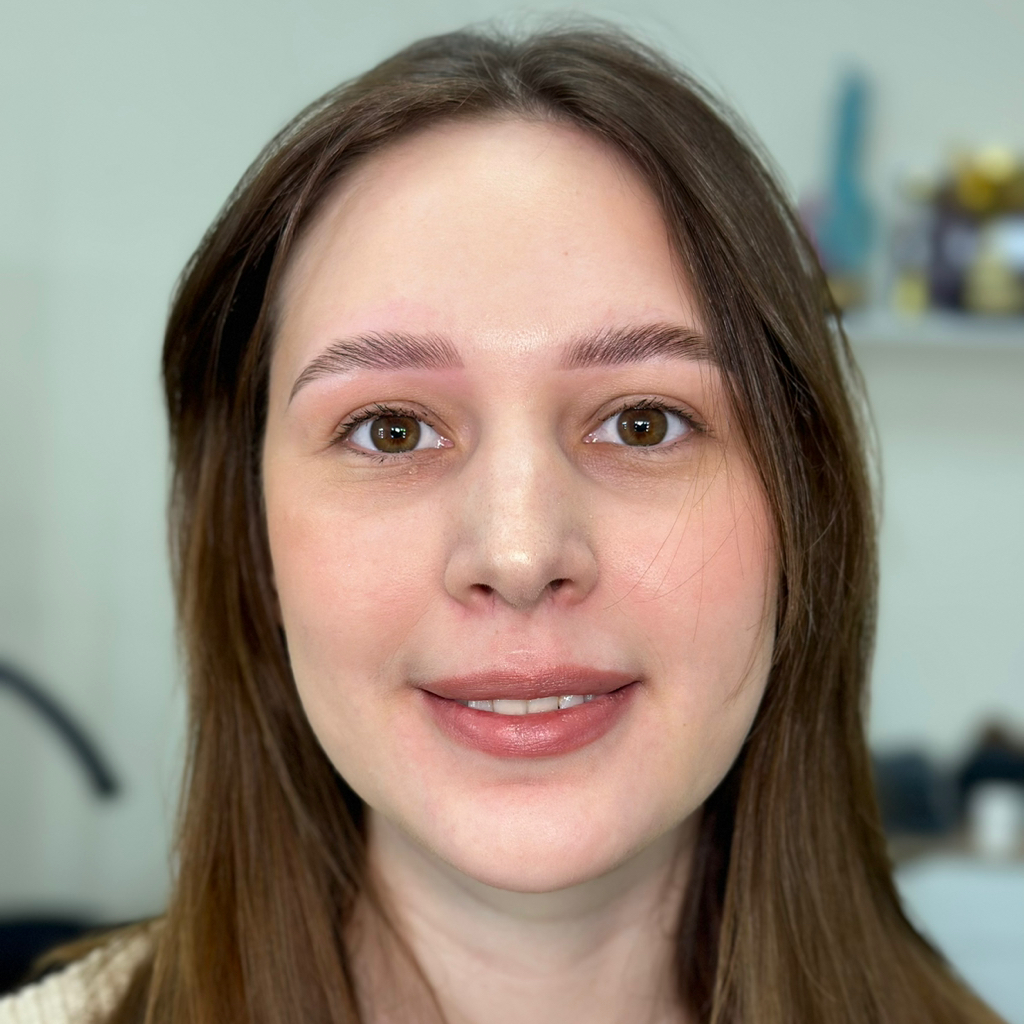 Ламинирование бровей с окрашиванием и уходом