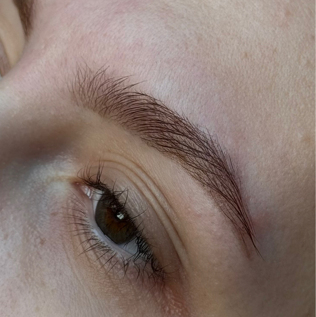 Ламинирование ресниц + ламинирование бровей  (Без окрашивания)