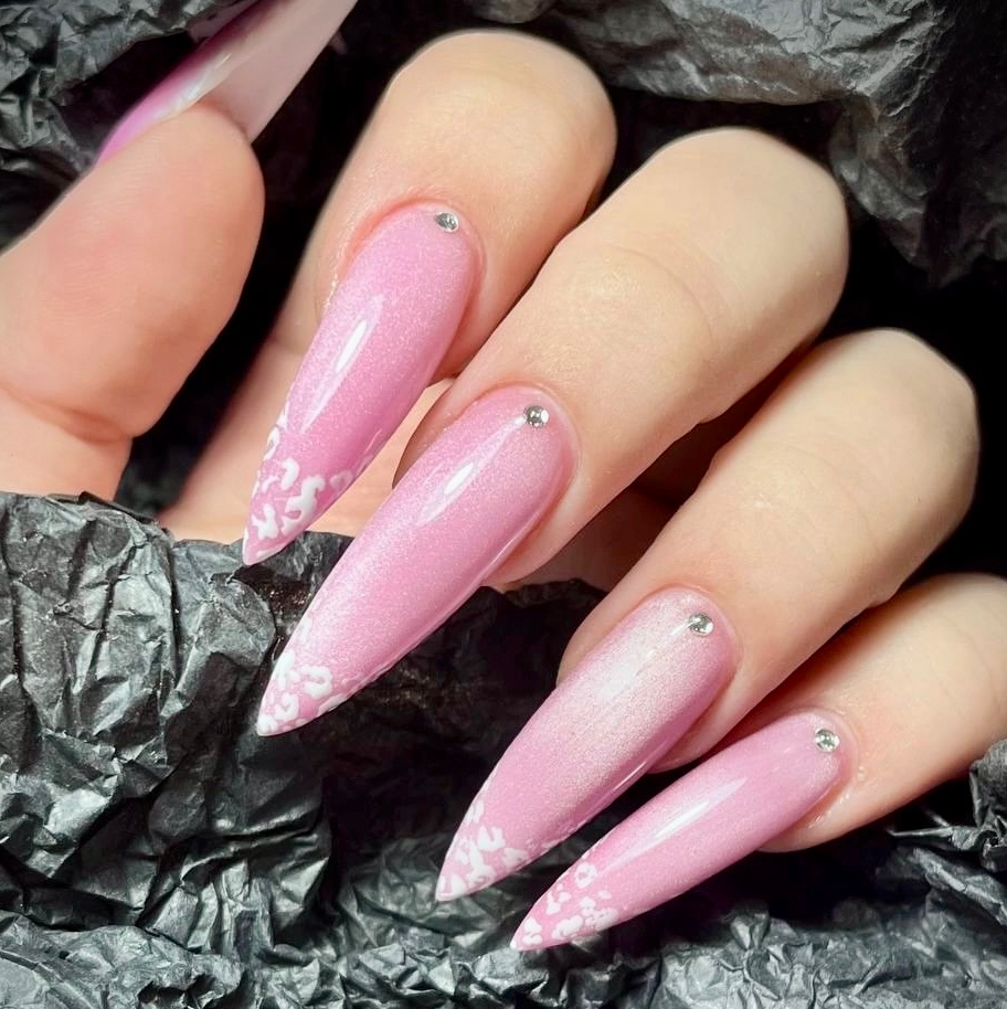 2.3 Маникюр с покрытием длинных ногтей (длина от 4)