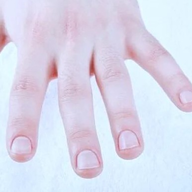 Детский маникюр