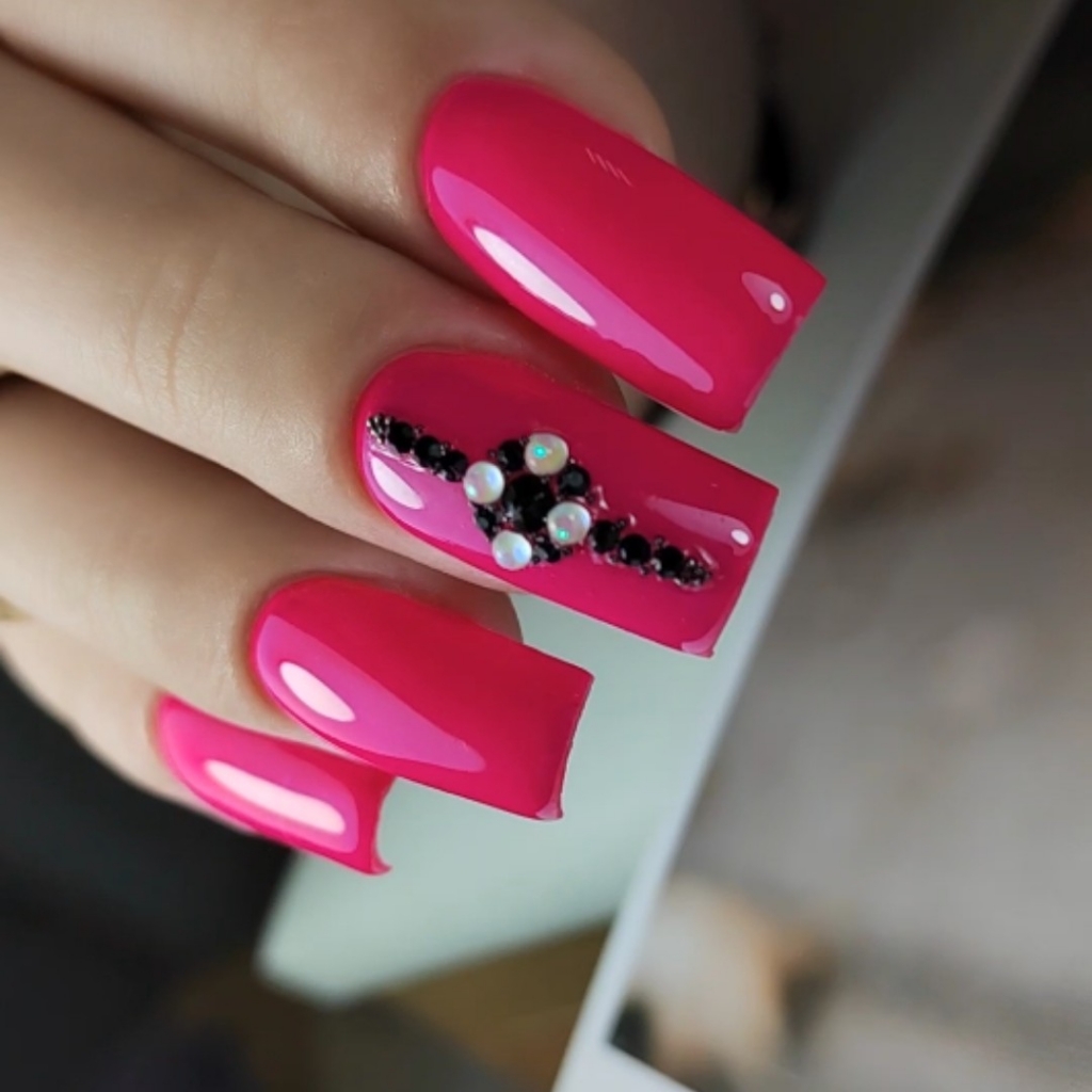 Наращивание ногтей