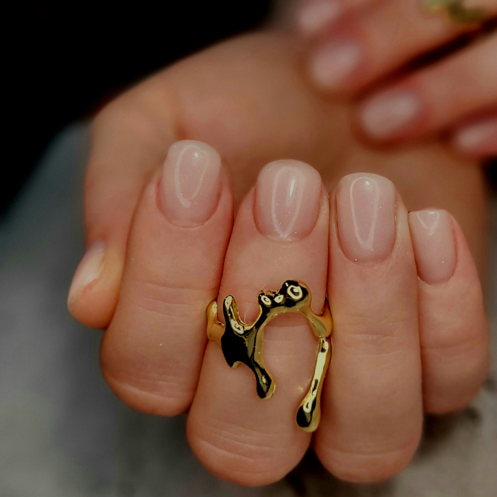 Маникюр  длина под корень гель -лак/ гель