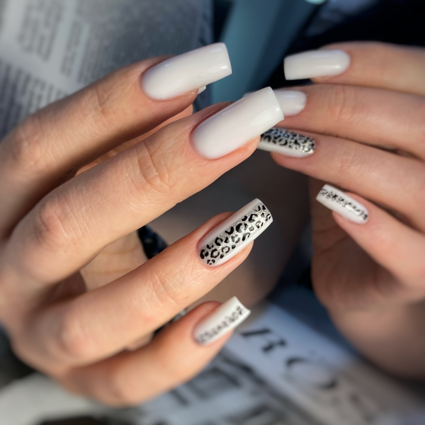 Маникюр с покрытием гель-лак