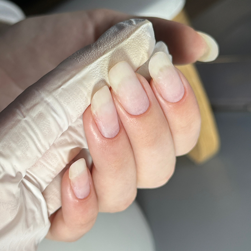 Маникюр без покрытия